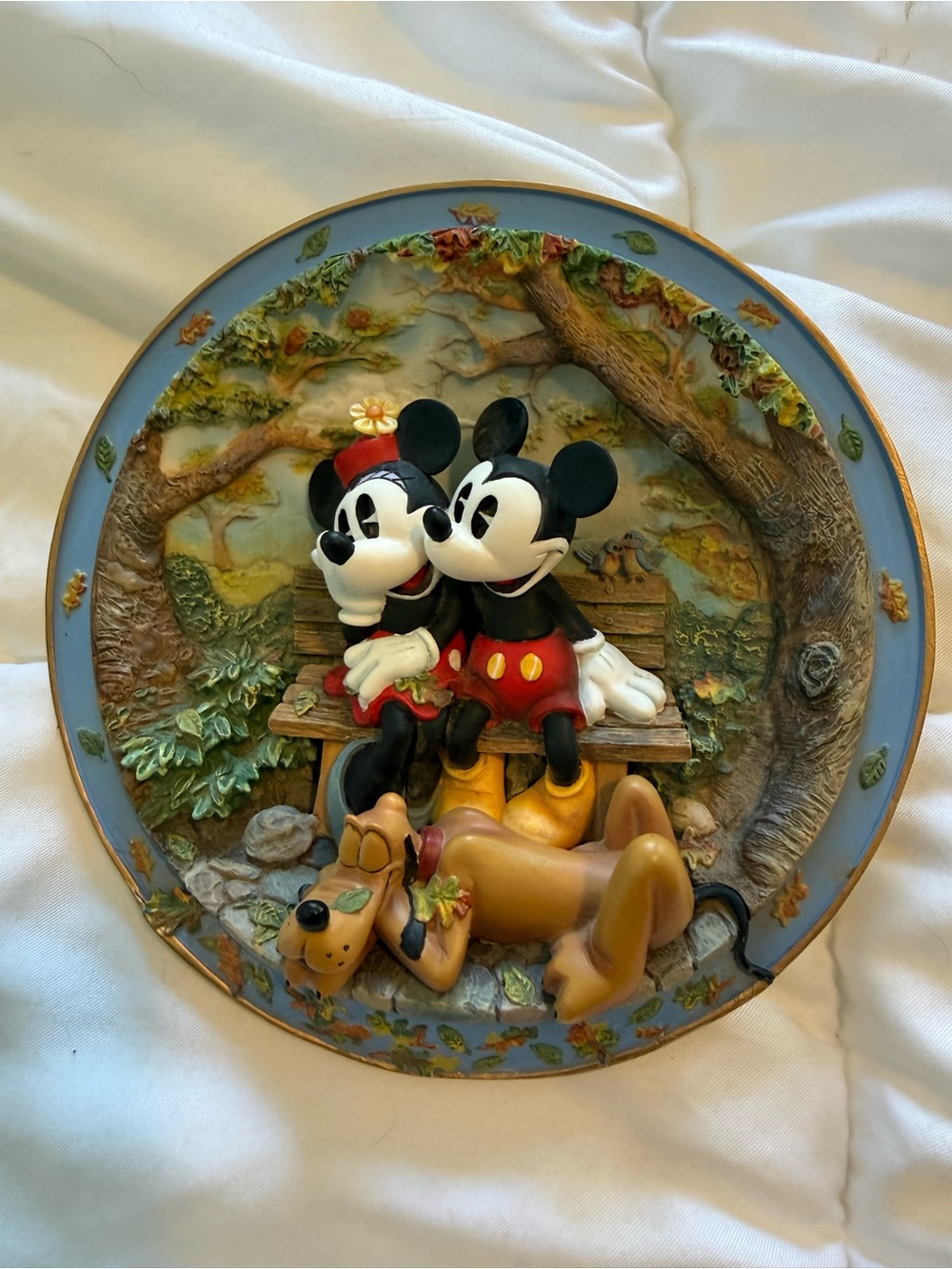 Disney Friendship makes You Warm All Over Mickey and Minnie Mouse Pluto Plaque